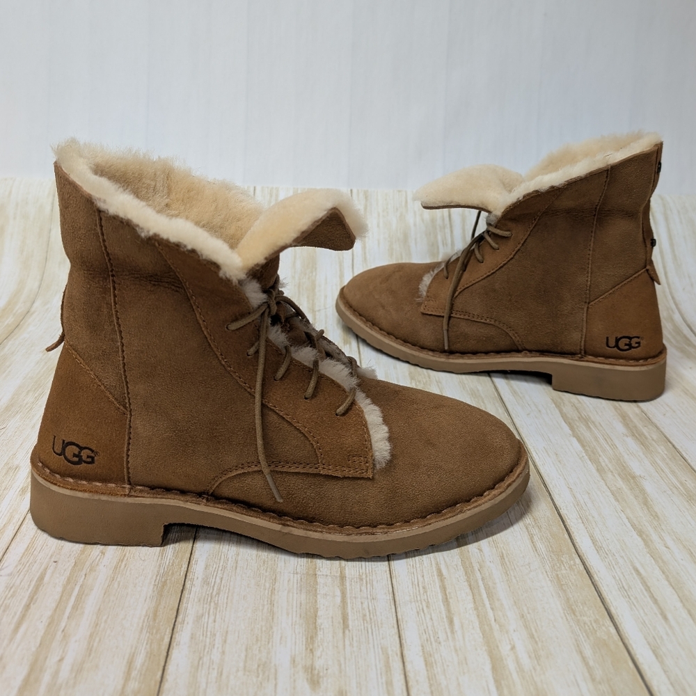 UGG Brown Shearling Ankle Boots Sz 9